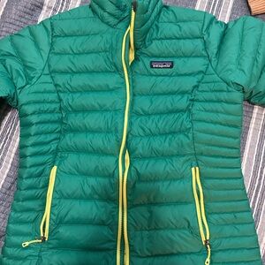 Patagonia Women's Teal Puffer Jacket with Yellow Accents